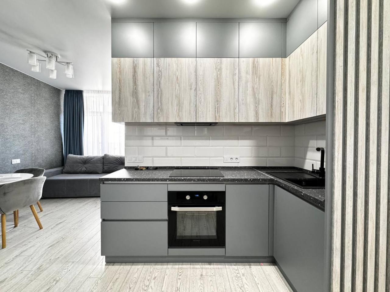 48 Pearl Cozy Apartment Odesa Exterior photo
