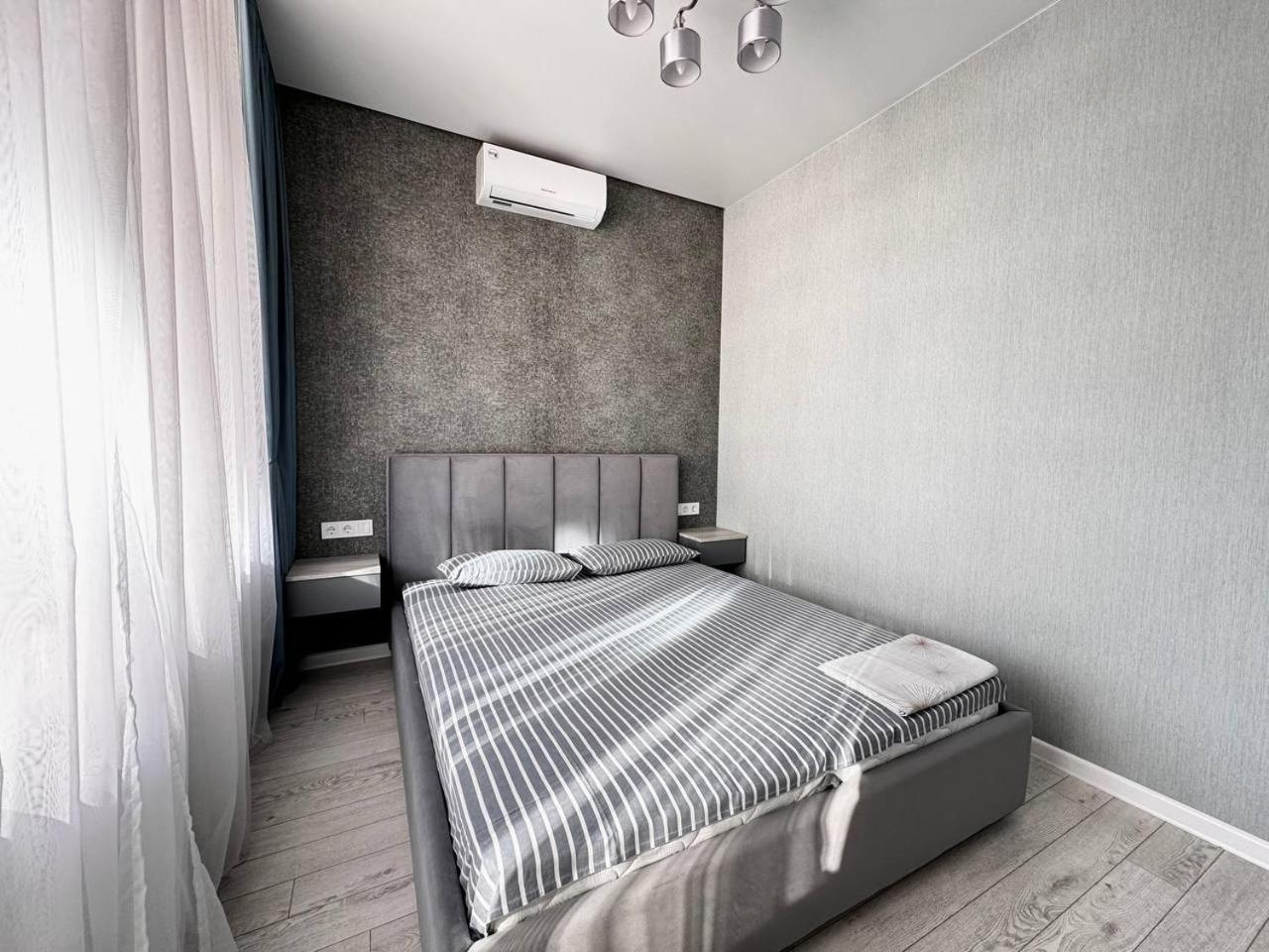 48 Pearl Cozy Apartment Odesa Exterior photo